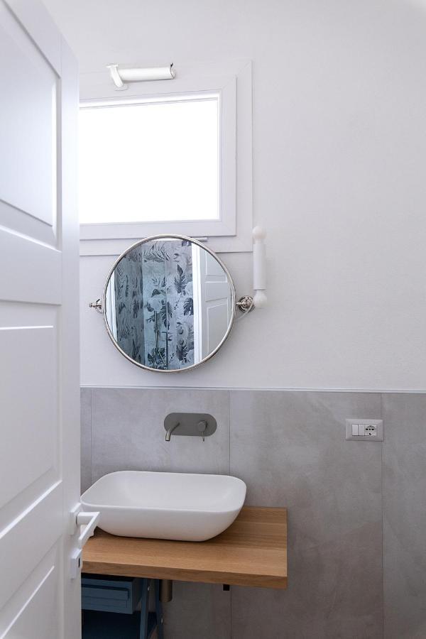 Bisu Isola Di Sant'Antioco Bed & Breakfast Exterior photo